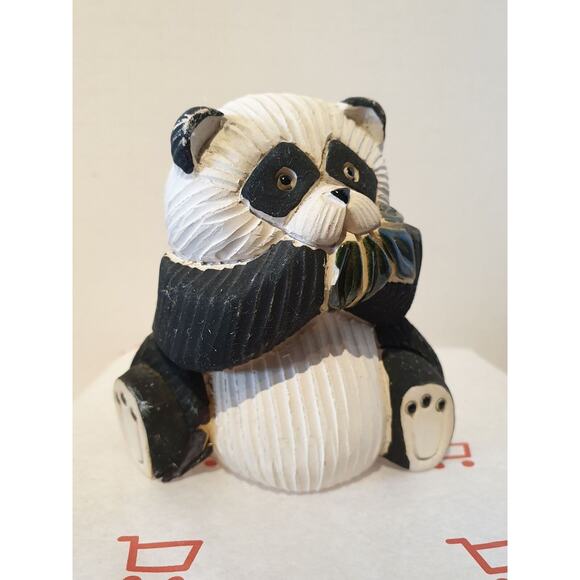 DeRosa Rinconada Panda Ceramic Figurine - Picture 2 of 2